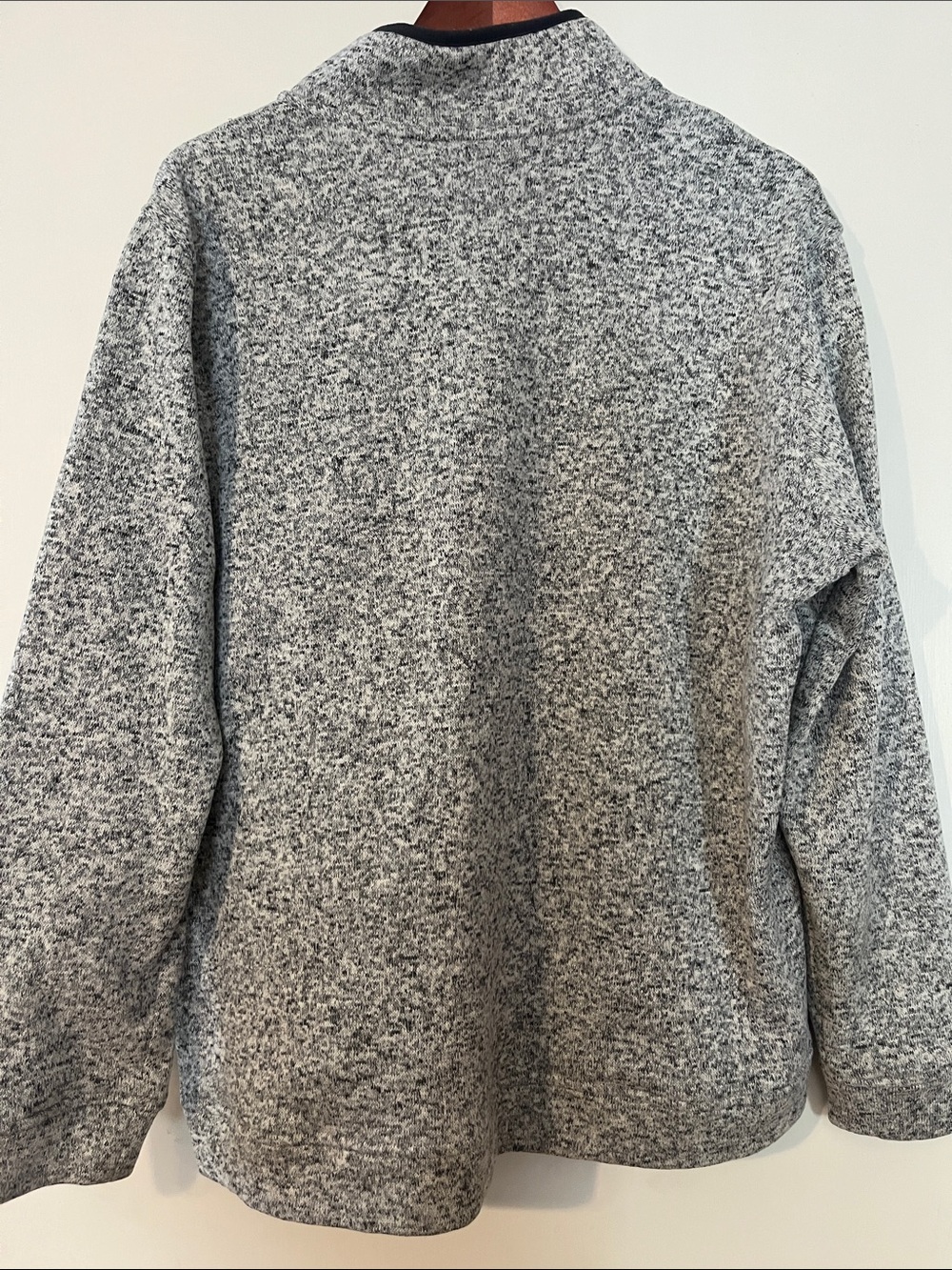 Eddie Bauer Men's Gray Marled Zip-Neck Sweater - Picture 6 of 7